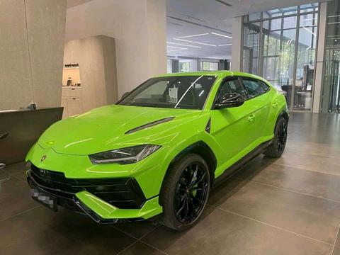 Lamborghini Urus 2023
