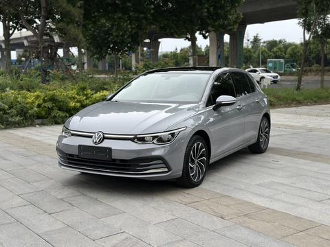 Volkswagen Golf 2021