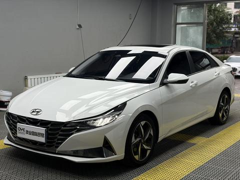 Hyundai Elantra 2021
