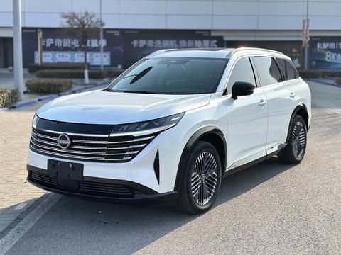 Nissan Pathfinder 2024
