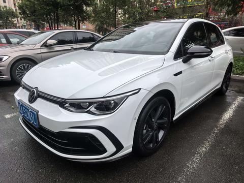 Volkswagen Golf 2021