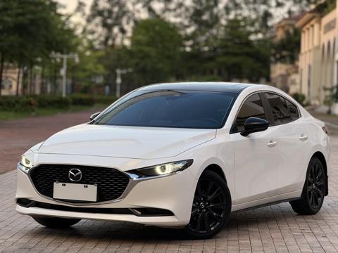 Mazda 3 Axela 2023