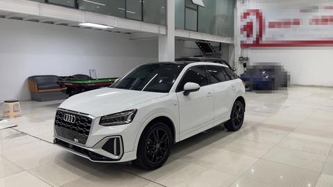 Audi Q2L 2022