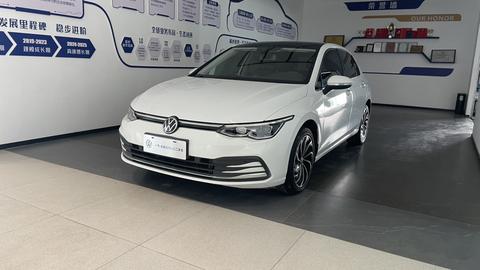 Volkswagen Golf 2024