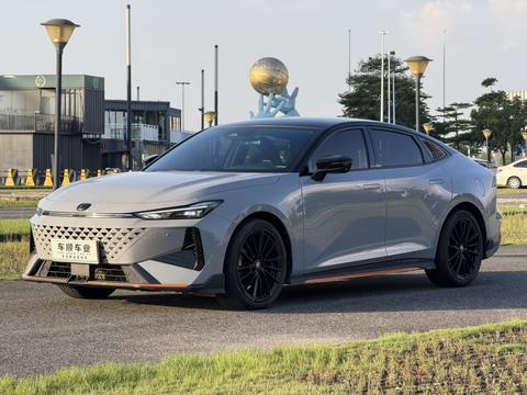 Changan UNI-V 2024