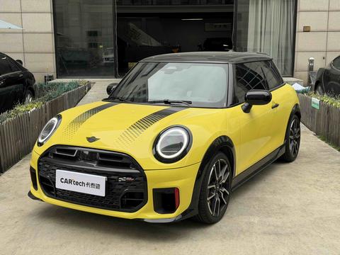 MINI JCW 2025