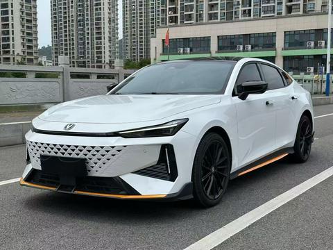 Changan UNI-V 2024