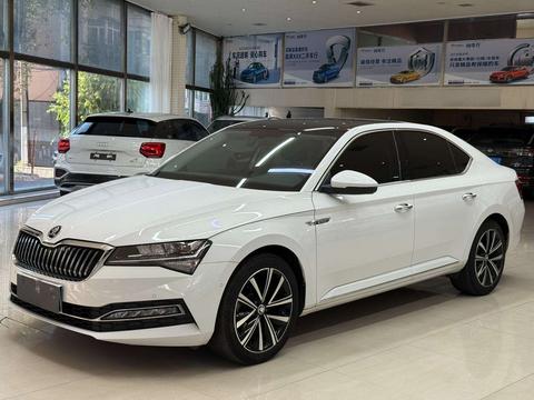 Skoda Superb 2023