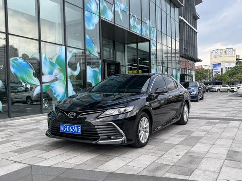 Toyota Camry 2021