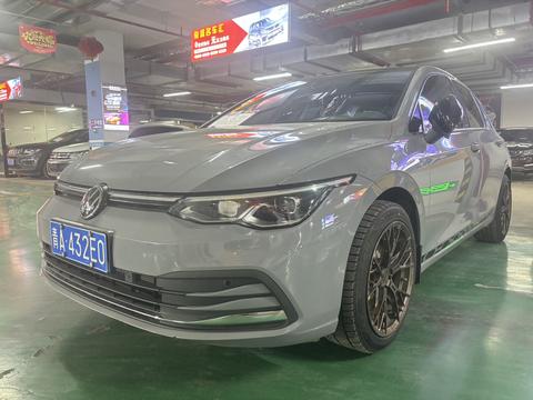 Volkswagen Golf 2021