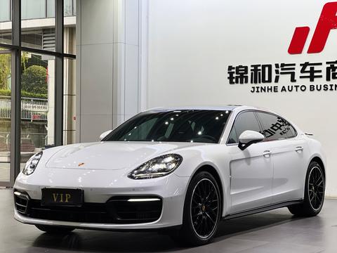 Porsche Panamera 2022
