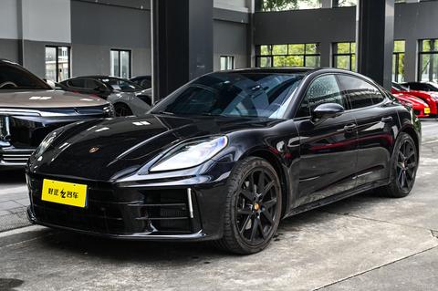 Porsche Panamera 2024