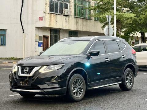 Nissan X-Trail 2025