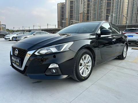 Nissan Teana 2021