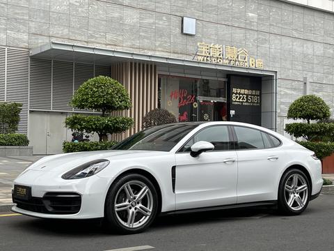 Porsche Panamera 2023