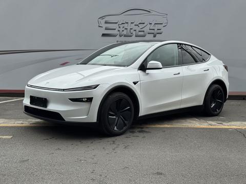Tesla Model Y 2025