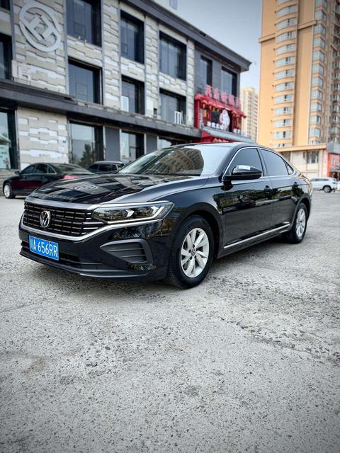 Volkswagen Passat 2022