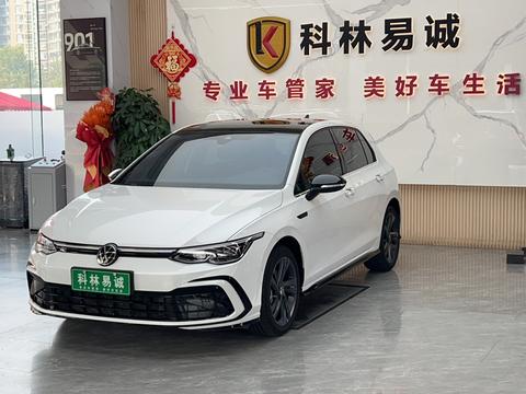 Volkswagen Golf 2024