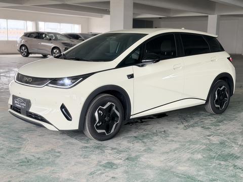 BYD Dolphin 2025