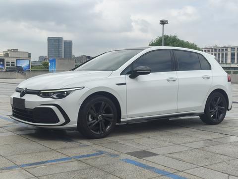 Volkswagen Golf 2021