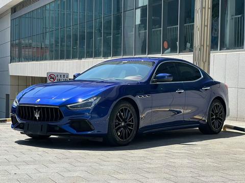 Maserati Ghibli 2022
