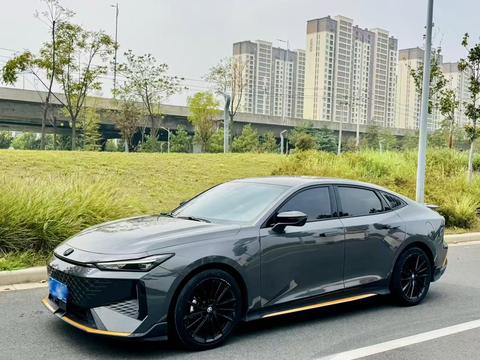 Changan UNI-V 2024