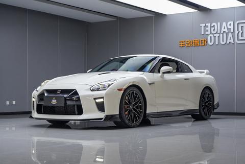 Nissan GT-R 2023