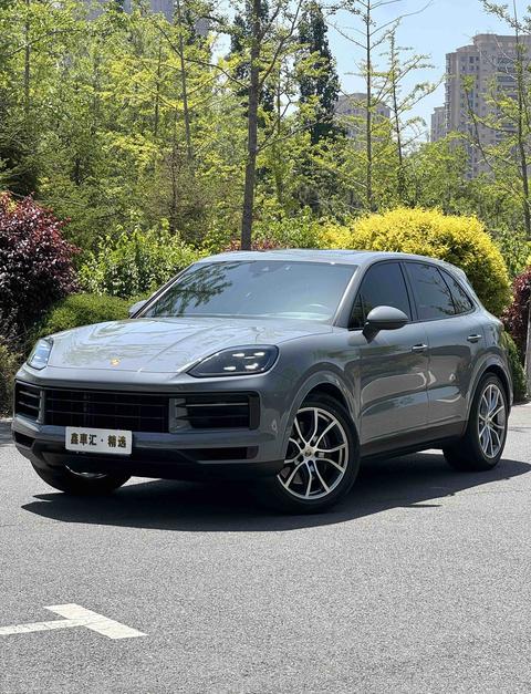 Porsche Cayenne 2024