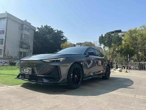 Changan UNI-V 2022