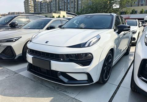 Lynk & Co 02 Hatchback 2022