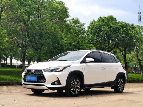 Toyota Yaris L 2022