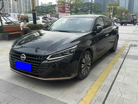 Nissan Teana 2024
