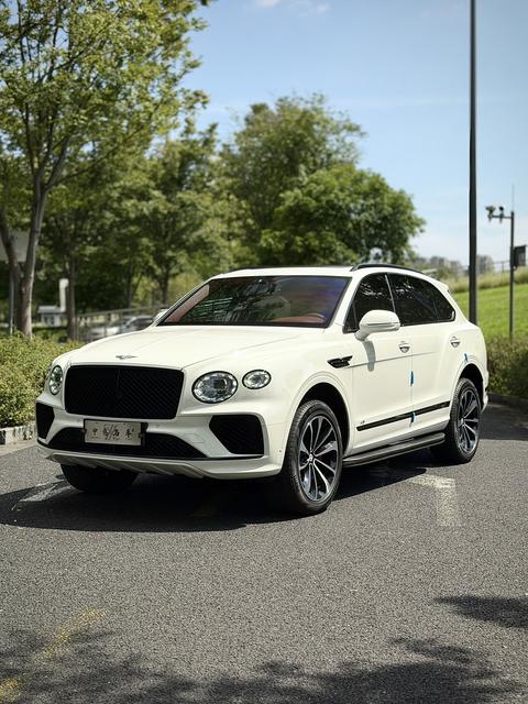 Bentley Bentayga 2022