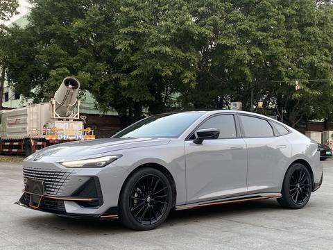 Changan UNI-V 2022