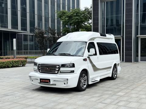GMC Savana 2018
