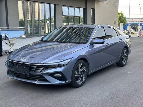 Hyundai Elantra 2023