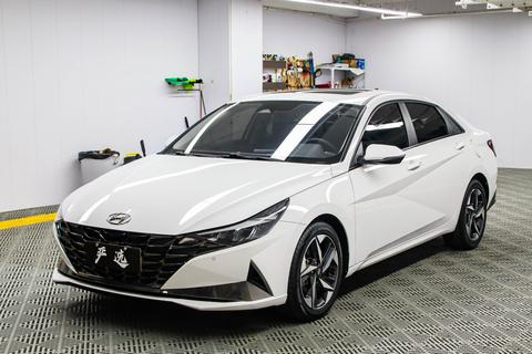 Hyundai Elantra 2022