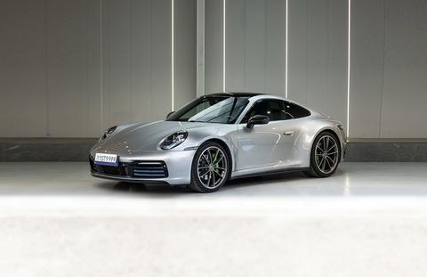 Porsche 911 2023