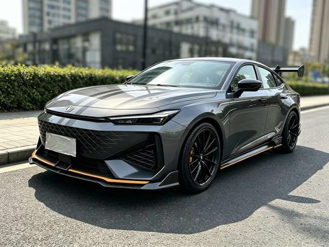 Changan UNI-V 2024