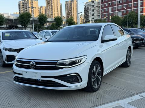 Volkswagen Bora 2023