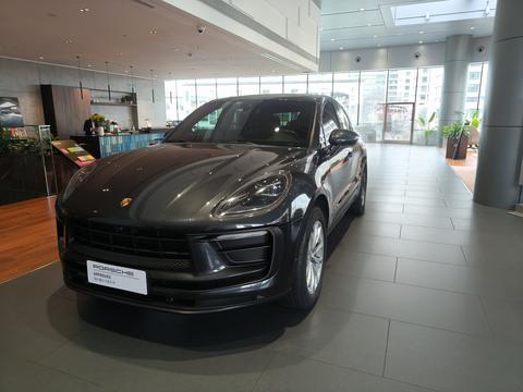 Porsche Macan 2022