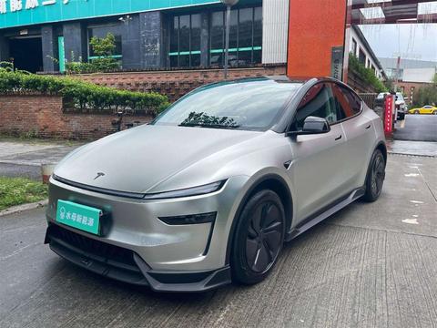 Tesla Model Y 2025