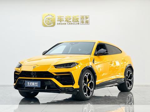Lamborghini Urus 2021