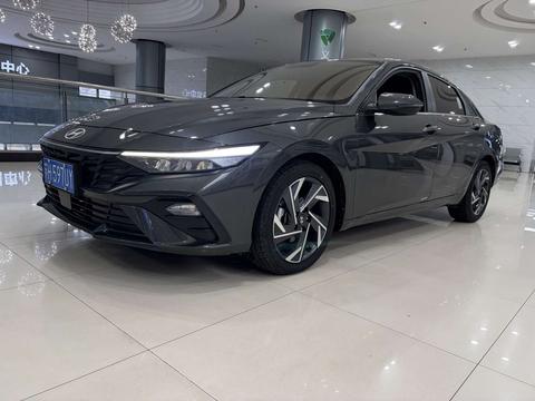 Hyundai Elantra 2023