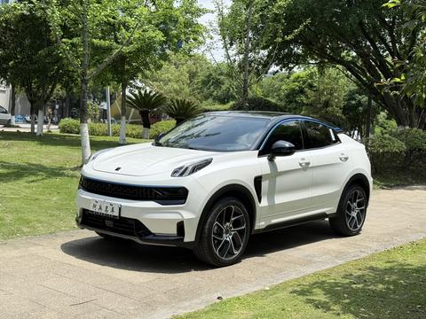 Lynk & Co 05 2022