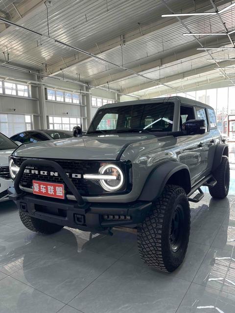 Ford Bronco 2024
