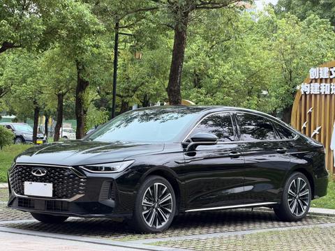 Chery Arrizo 8 Pro 2025