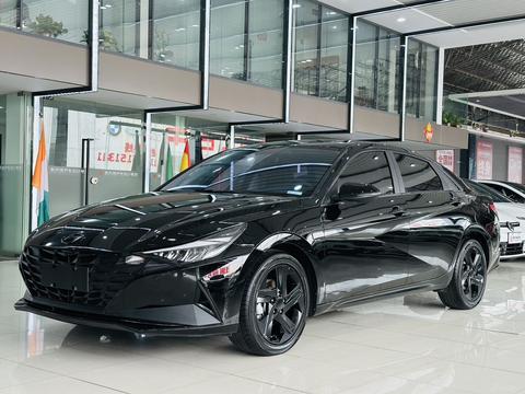 Hyundai Elantra 2022