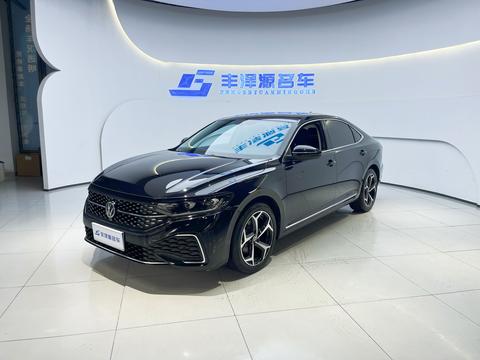 Volkswagen Passat 2024