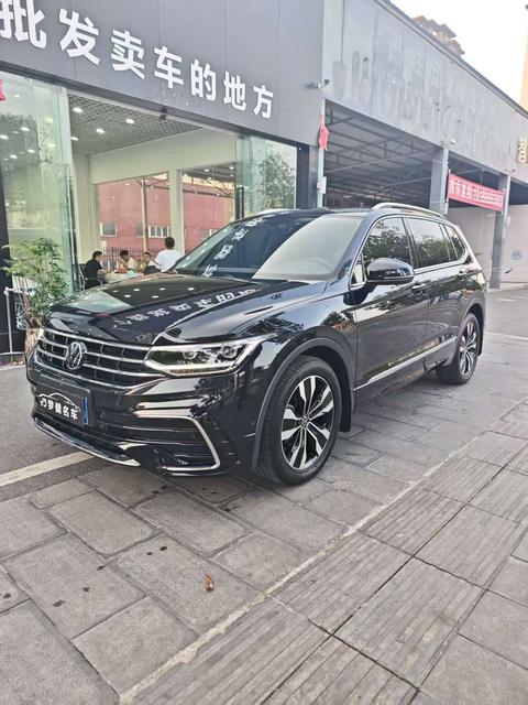 Volkswagen Tiguan L 2024